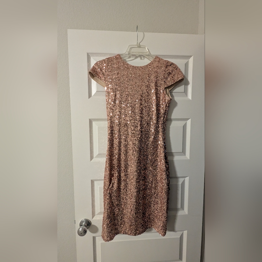 Badgley Mischka Gold Sequin Mini Dress Flutter Sleeve
